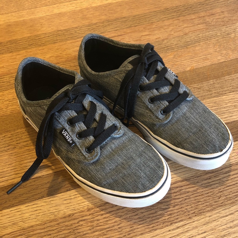 Kids Vans “Off the Wall” Atwood Sneakers